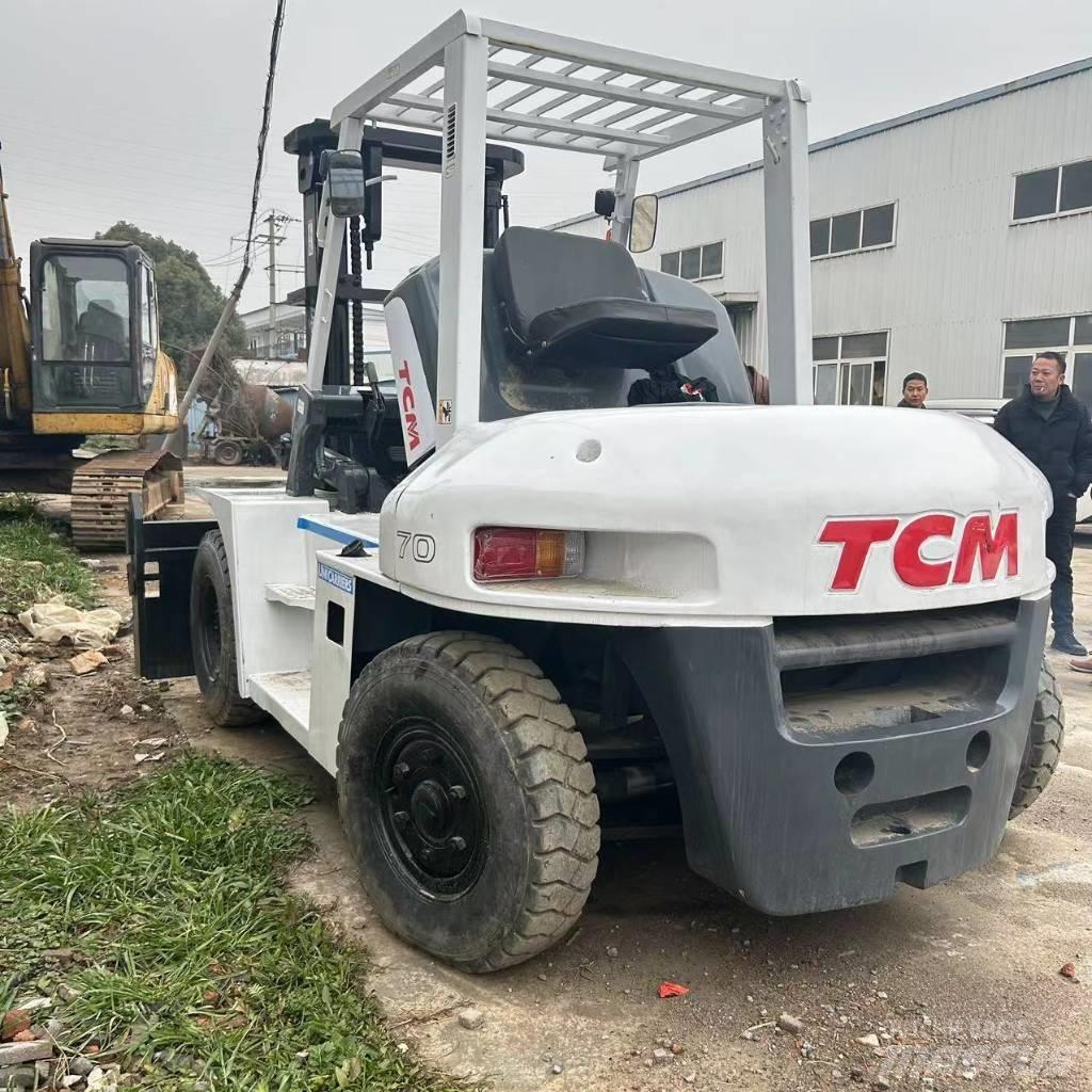 TCM 70 Tehnika ar dīzeļa dzinēju