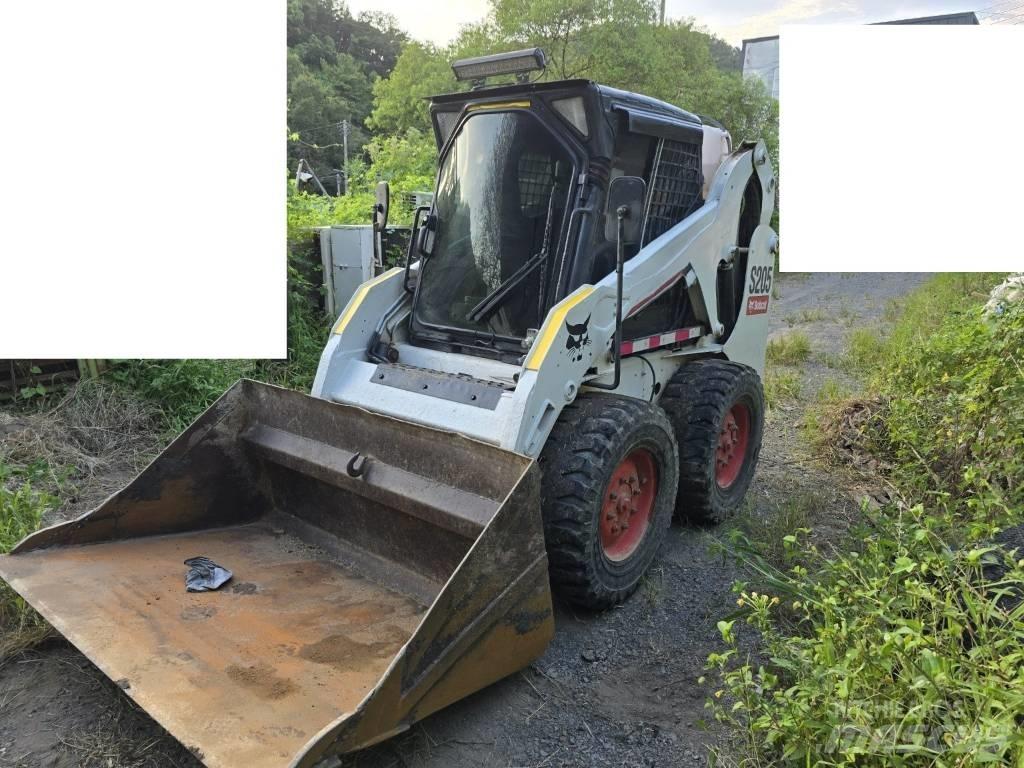 Bobcat S 205 Lietoti riteņu kompaktiekrāvēji