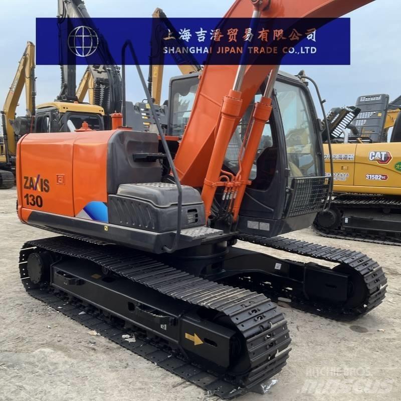 Hitachi ZX 130 Kāpurķēžu ekskavatori