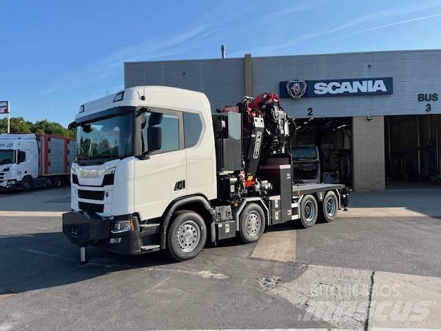 Scania R 560 Smagās mašīnas ar celtni