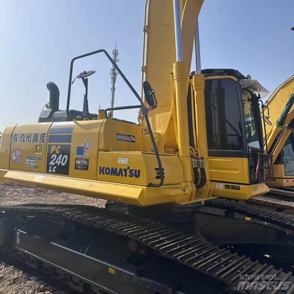 Komatsu PC 240 Kāpurķēžu ekskavatori