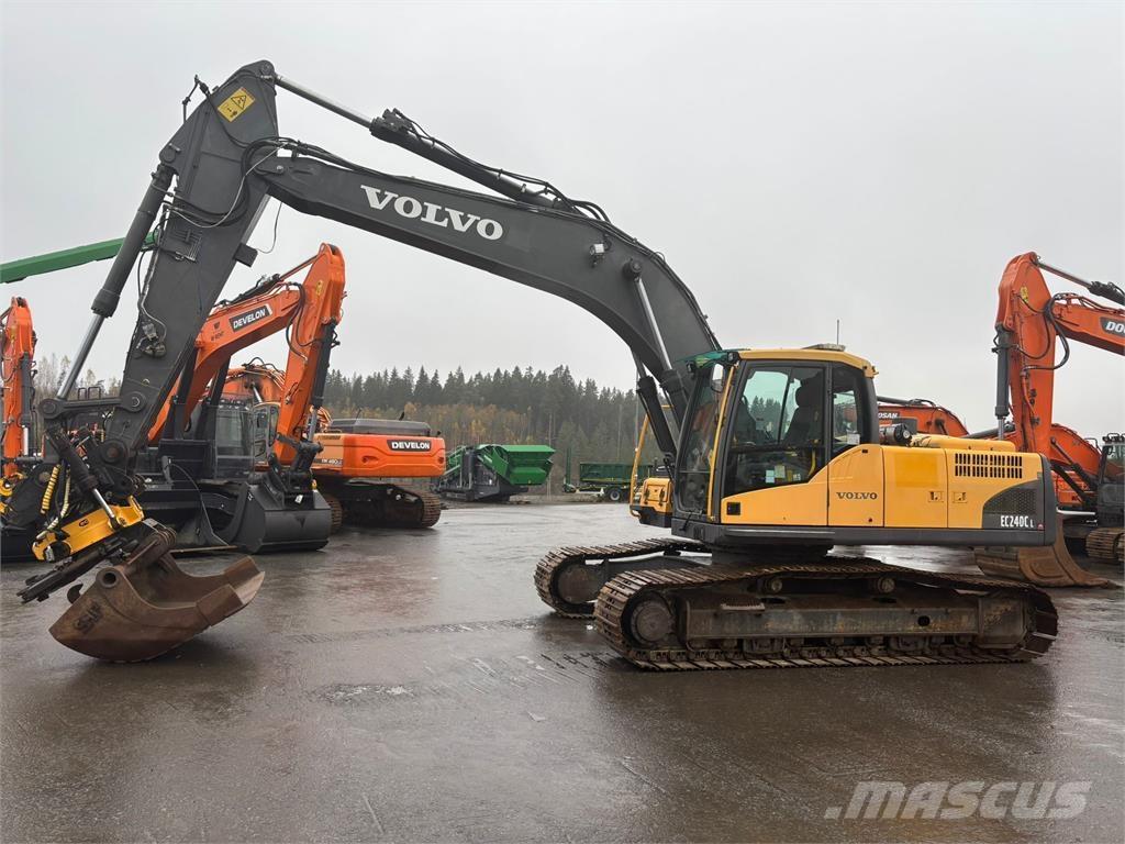 Volvo EC240 CL Kāpurķēžu ekskavatori