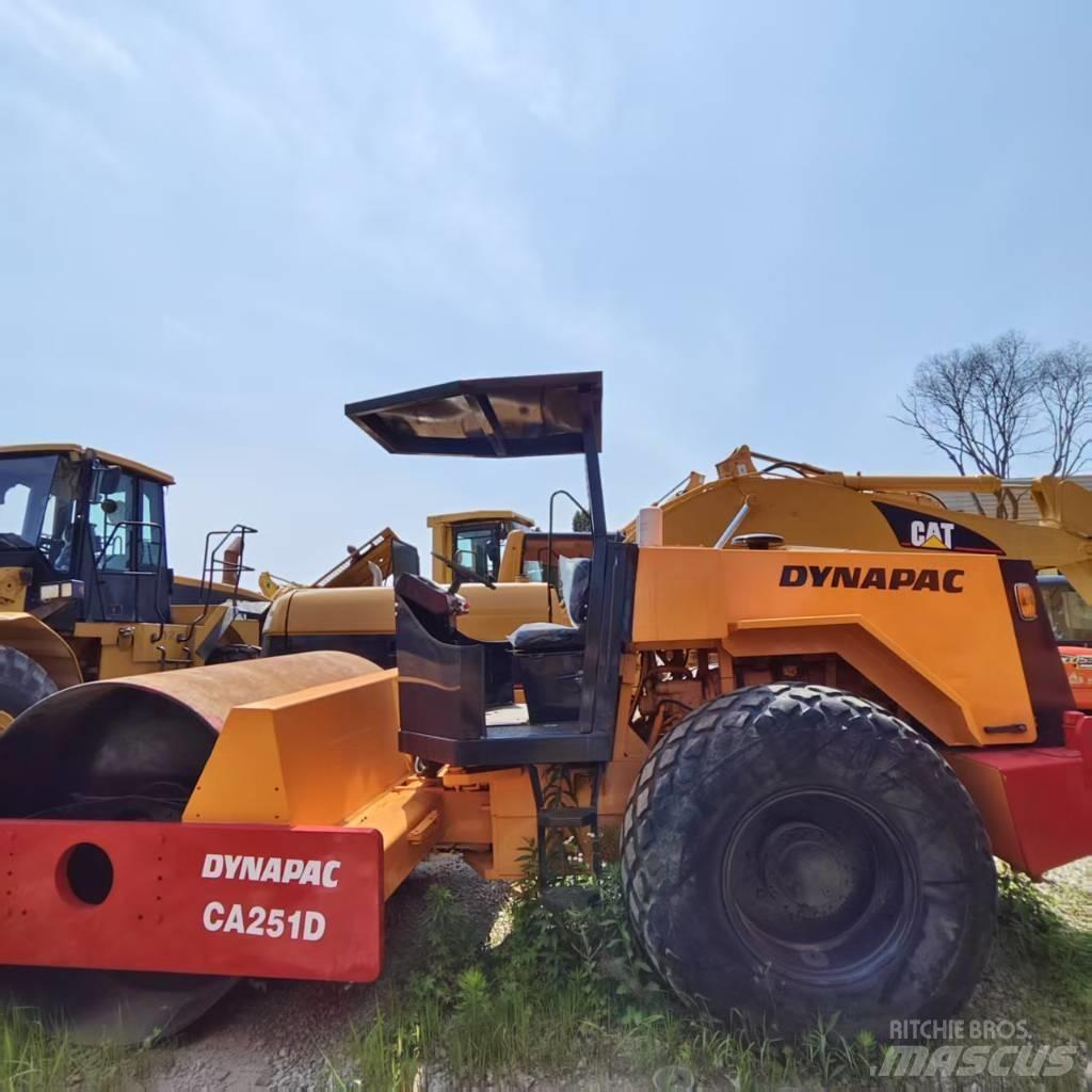 Dynapac CA251D Vienvalča grunts veltņi