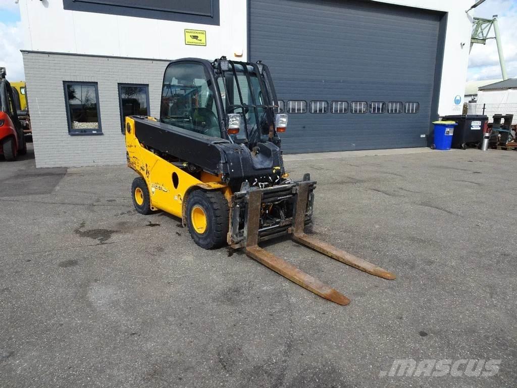 JCB TLT30 Teleskopiskie manipulatori