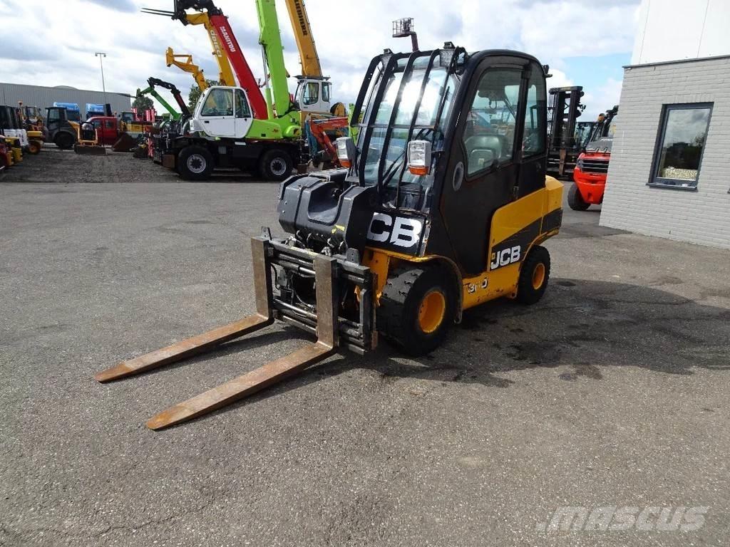 JCB TLT30 Teleskopiskie manipulatori