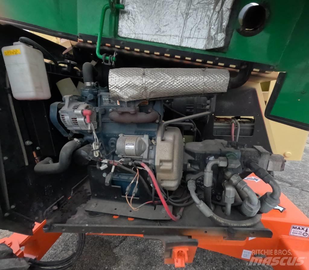 JLG 340 AJ Strēles pacēlāji