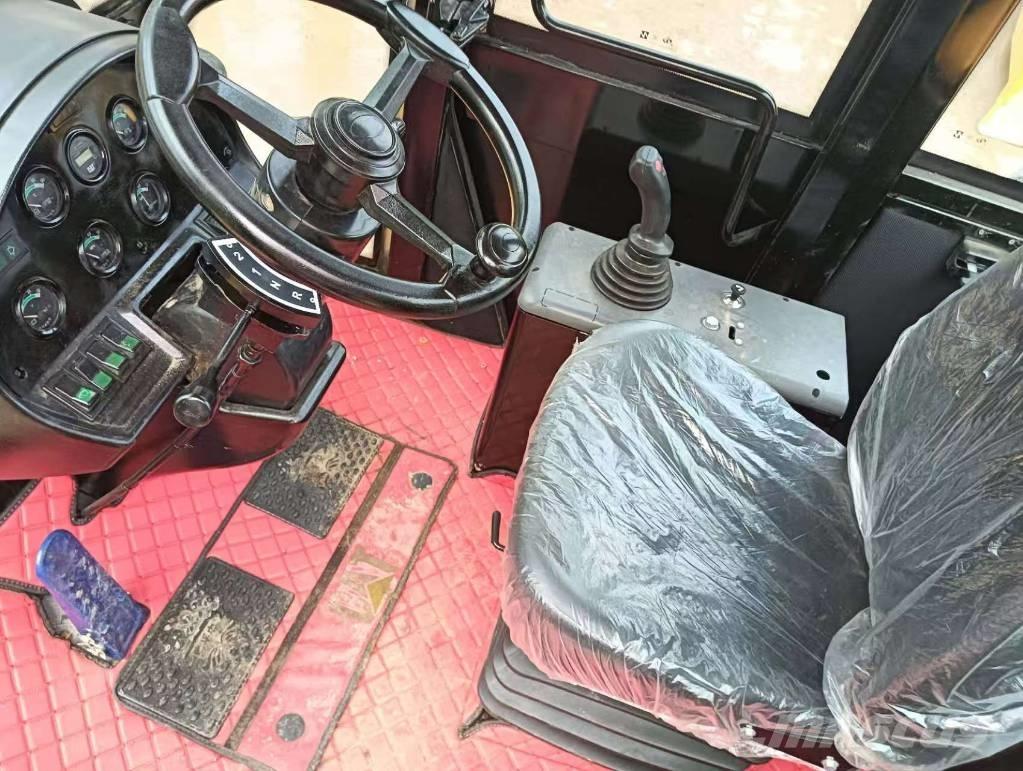 CAT 966 H Iekrāvēji uz riteņiem