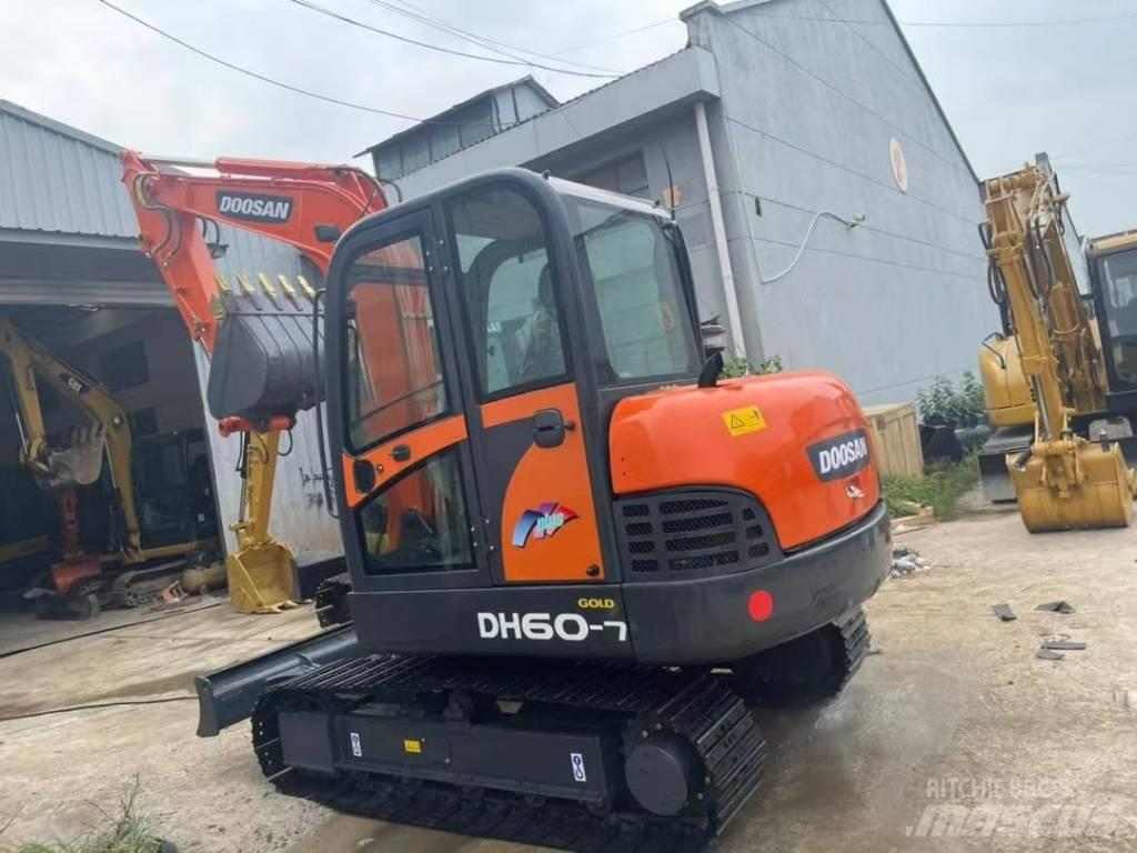 Doosan DH 60 Mini ekskavatori < 7 t
