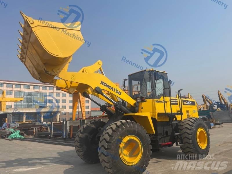 Komatsu WA380 Iekrāvēji uz riteņiem