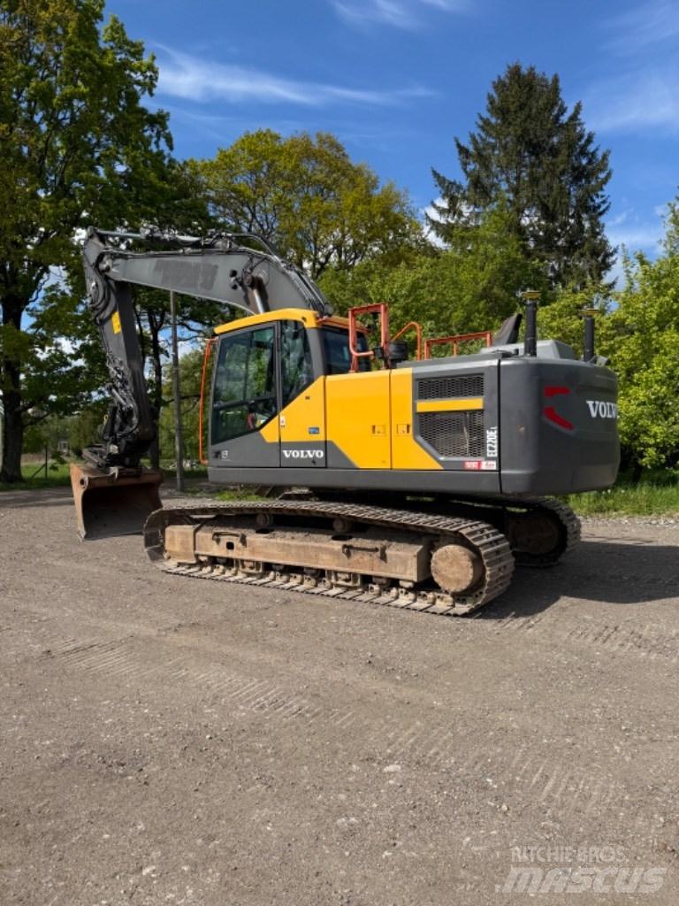 Volvo EC 220 EL Kāpurķēžu ekskavatori