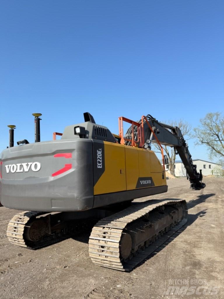 Volvo EC 220 EL Kāpurķēžu ekskavatori