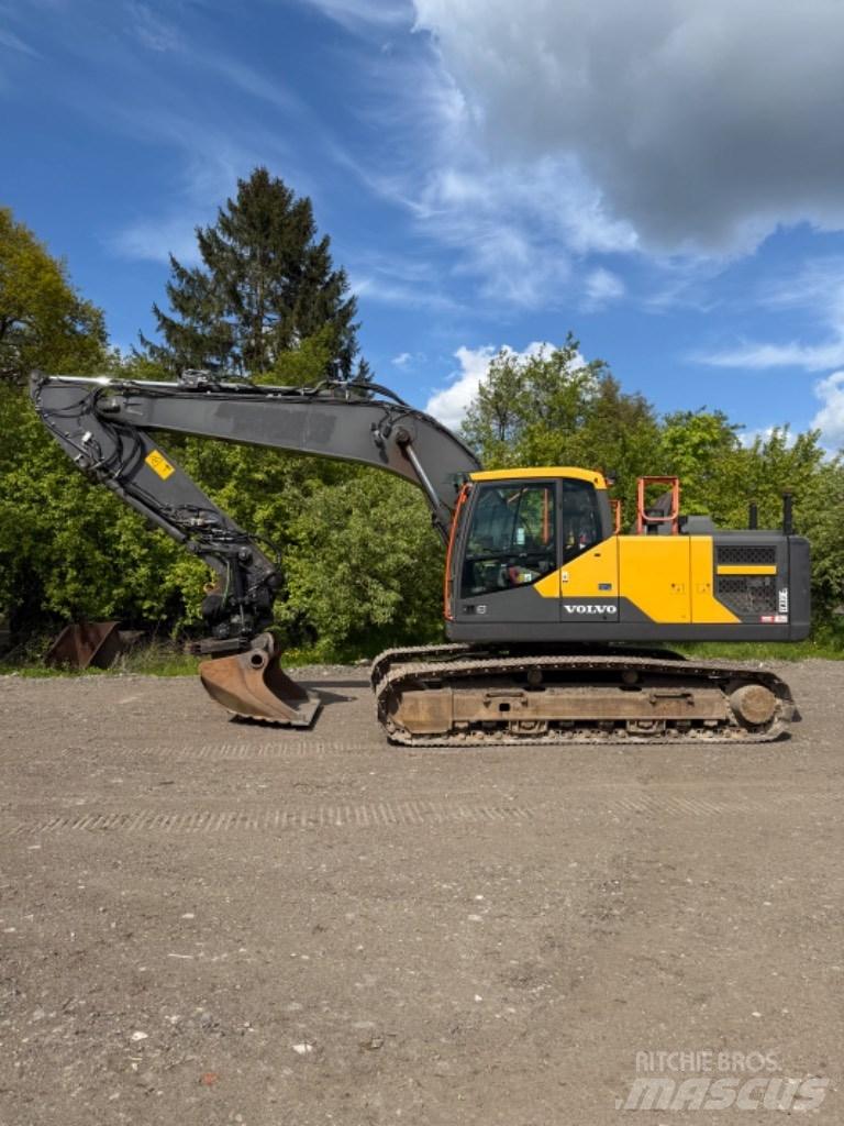 Volvo EC 220 EL Kāpurķēžu ekskavatori