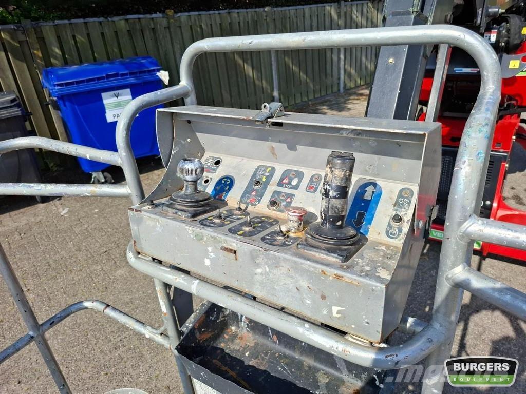 Manitou MAN'GO 12 Strēles pacēlāji