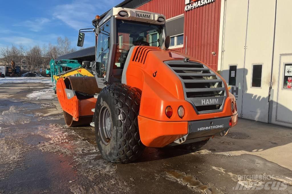 Hamm H16 Vienvalča grunts veltņi