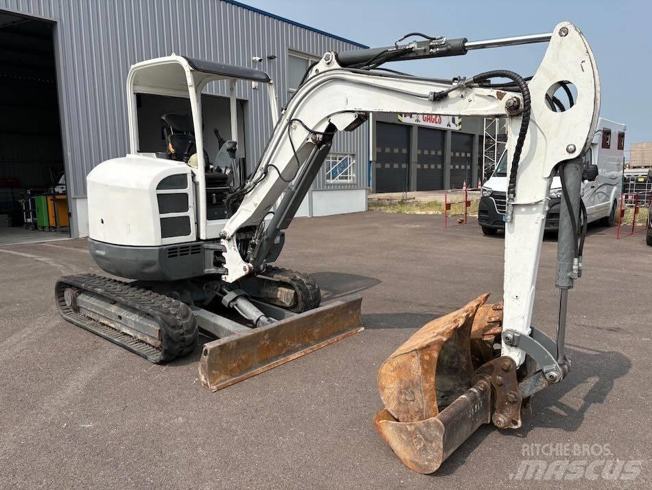 Neuson 38 Z 3 RD Mini ekskavatori < 7 t