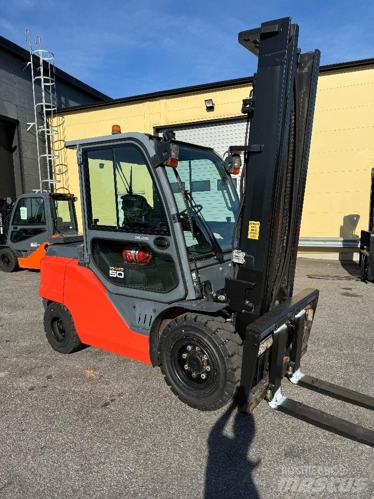 Toyota 40-8FD50N Tehnika ar dīzeļa dzinēju