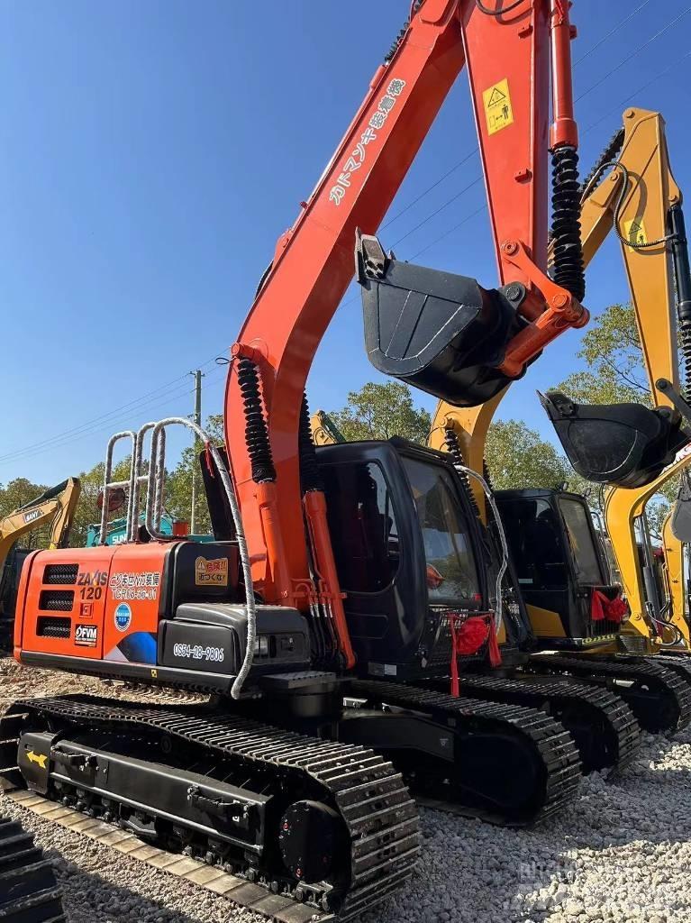 Hitachi ZX 120 Vidēja lieluma ekskavatori 7 t - 12 t