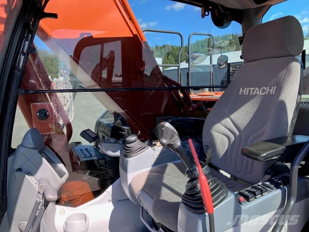 Hitachi ZX 300 LC-6 Kāpurķēžu ekskavatori