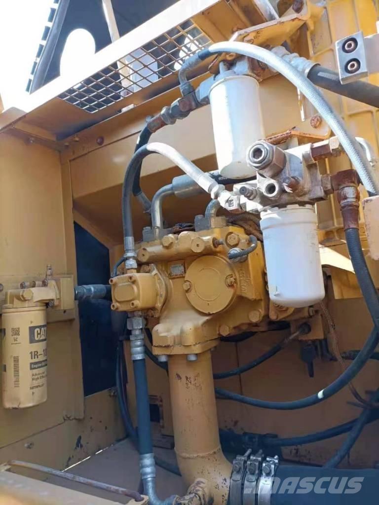 CAT 329 D L Kāpurķēžu ekskavatori