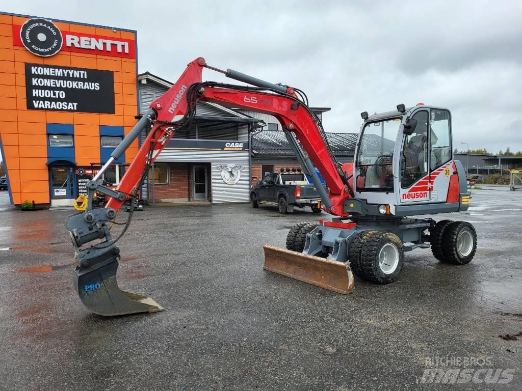 Neuson 6502 WD Ekskavatori uz riteņiem