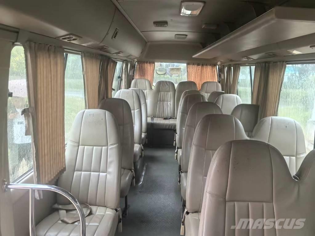 Toyota Coaster Starppilsētu autobusi