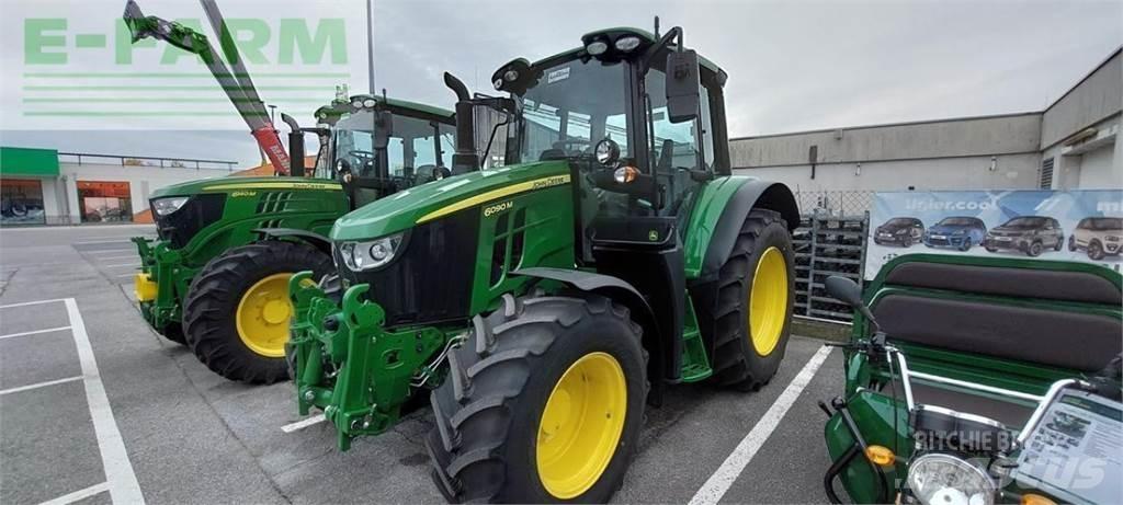 John Deere 6090m Traktori