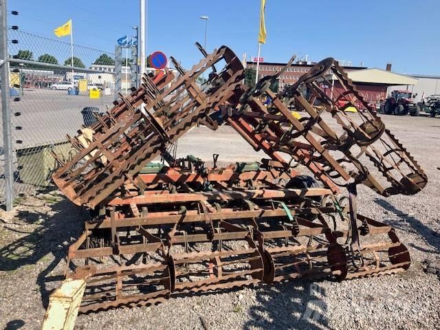Kverneland Harv 6m Ecēšas