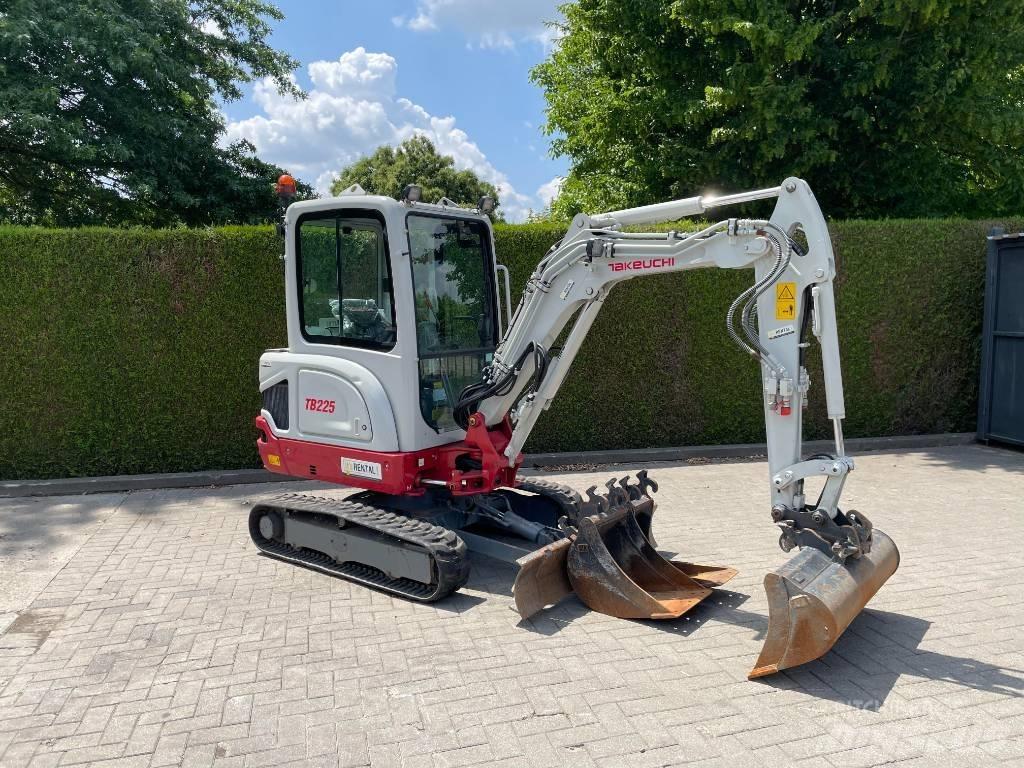 Takeuchi TB 225 Mini ekskavatori < 7 t