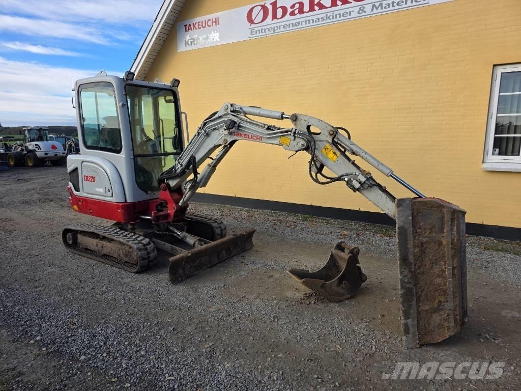 Takeuchi TB 225 Mini ekskavatori < 7 t