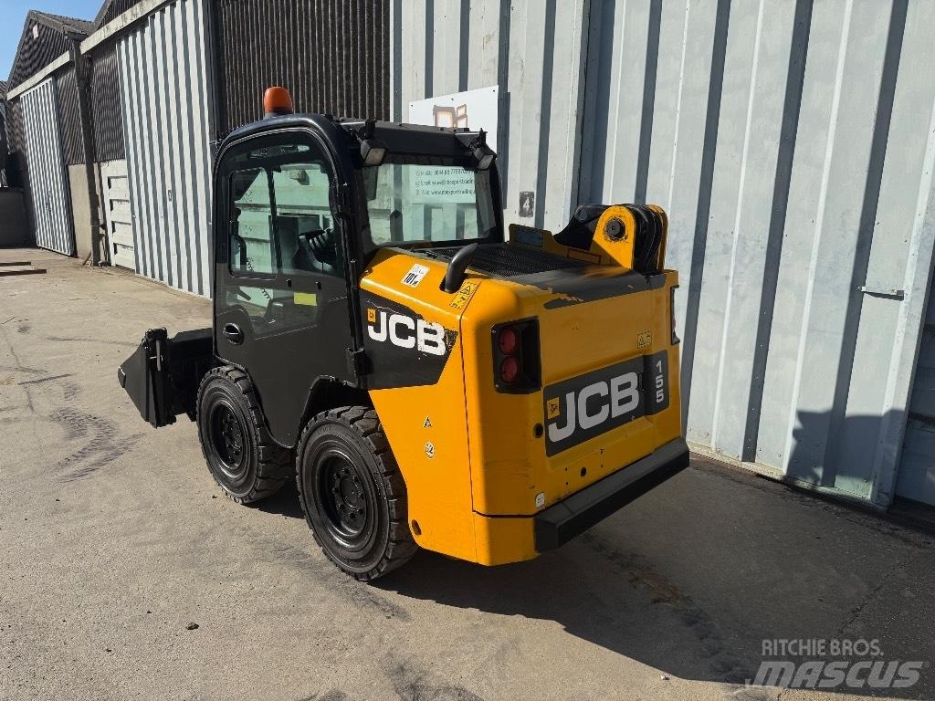 JCB 155 Lietoti riteņu kompaktiekrāvēji