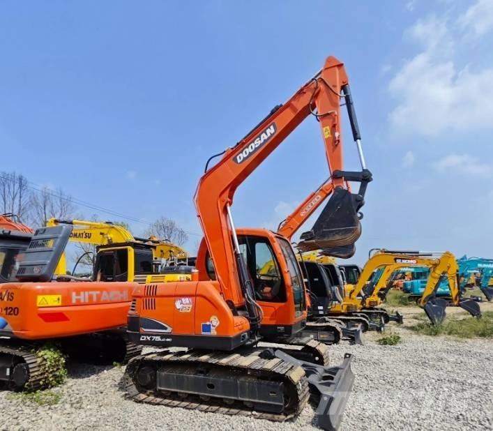 Doosan DX75-9C Vidēja lieluma ekskavatori 7 t - 12 t