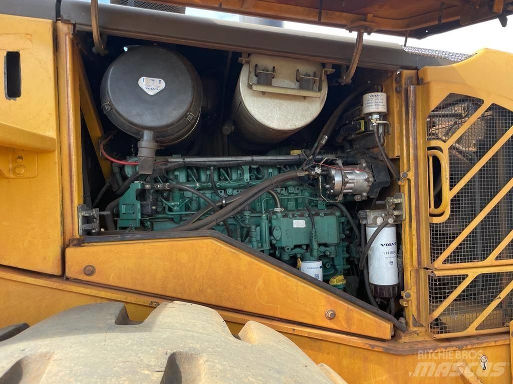 Volvo L 110 F Iekrāvēji uz riteņiem