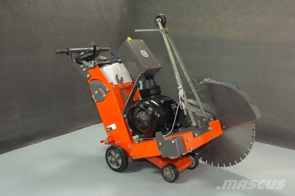 Husqvarna FS 600E Akmens un betona zāģi