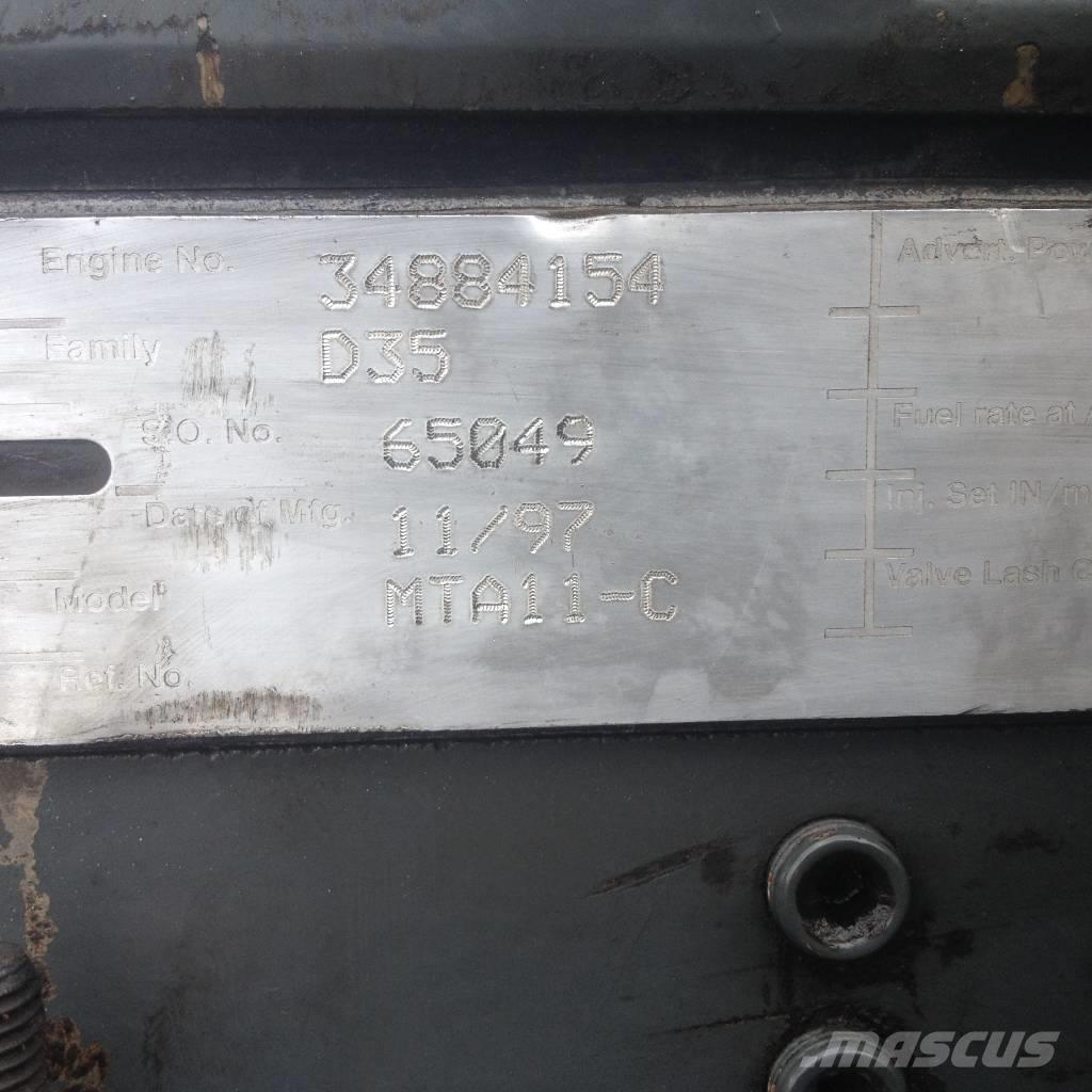 Cummins MTA 11 LT10 Iekrāvēji uz riteņiem