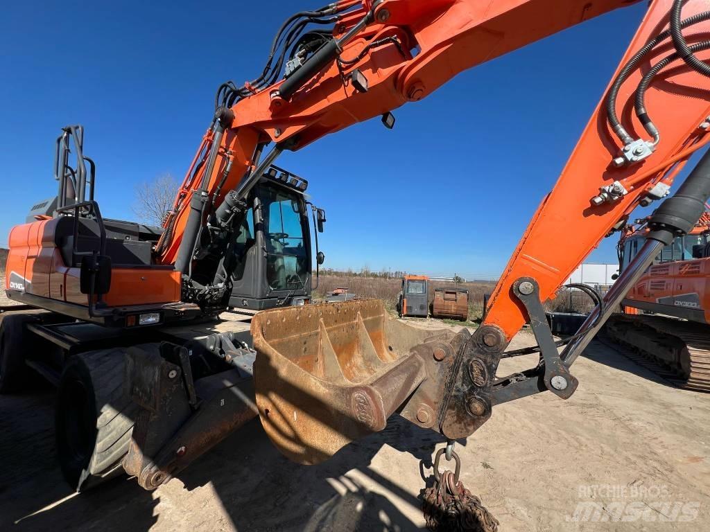 Doosan DX140W-5 Ekskavatori uz riteņiem