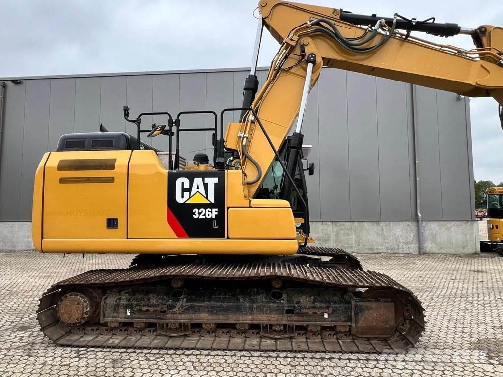 CAT 326F + GPS Kāpurķēžu ekskavatori