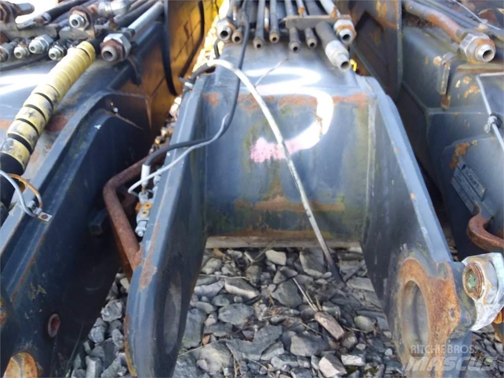 John Deere 210 Mežizstrādes mašīnu krāni