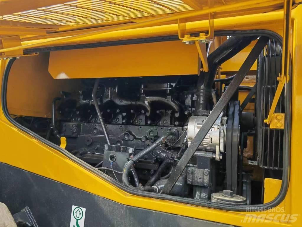 Komatsu WA 470-3 Iekrāvēji uz riteņiem