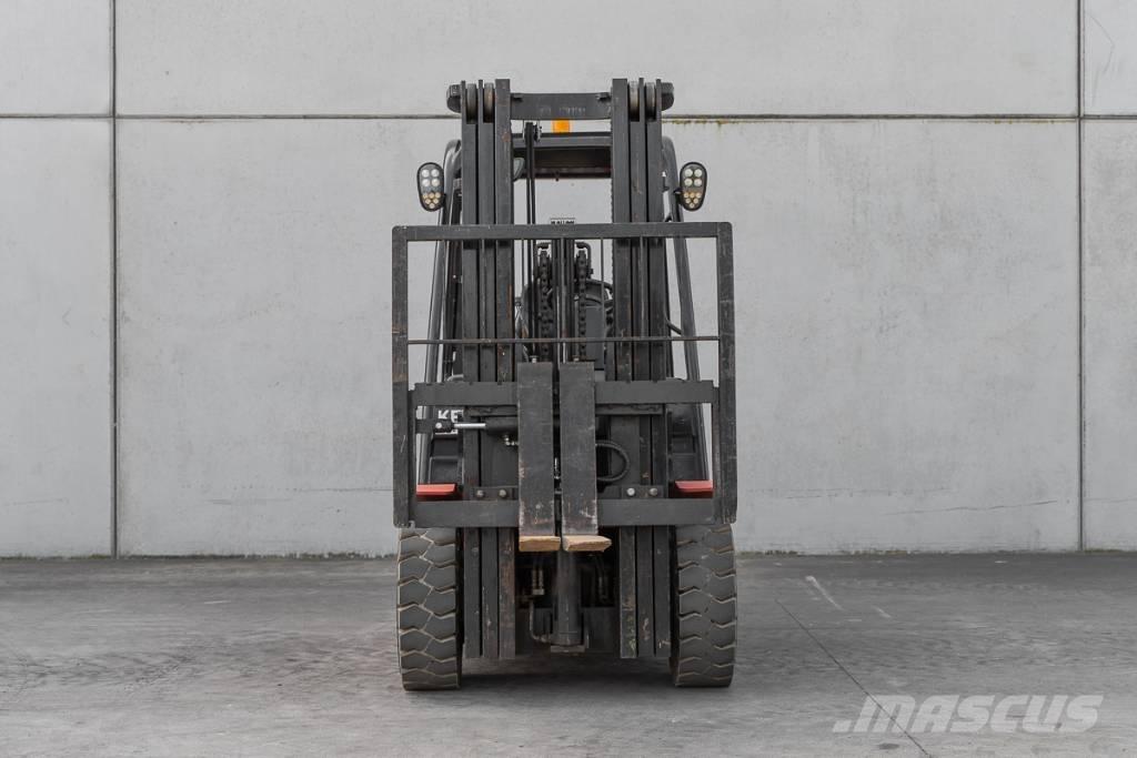 Manitou MI 30 D Tehnika ar dīzeļa dzinēju