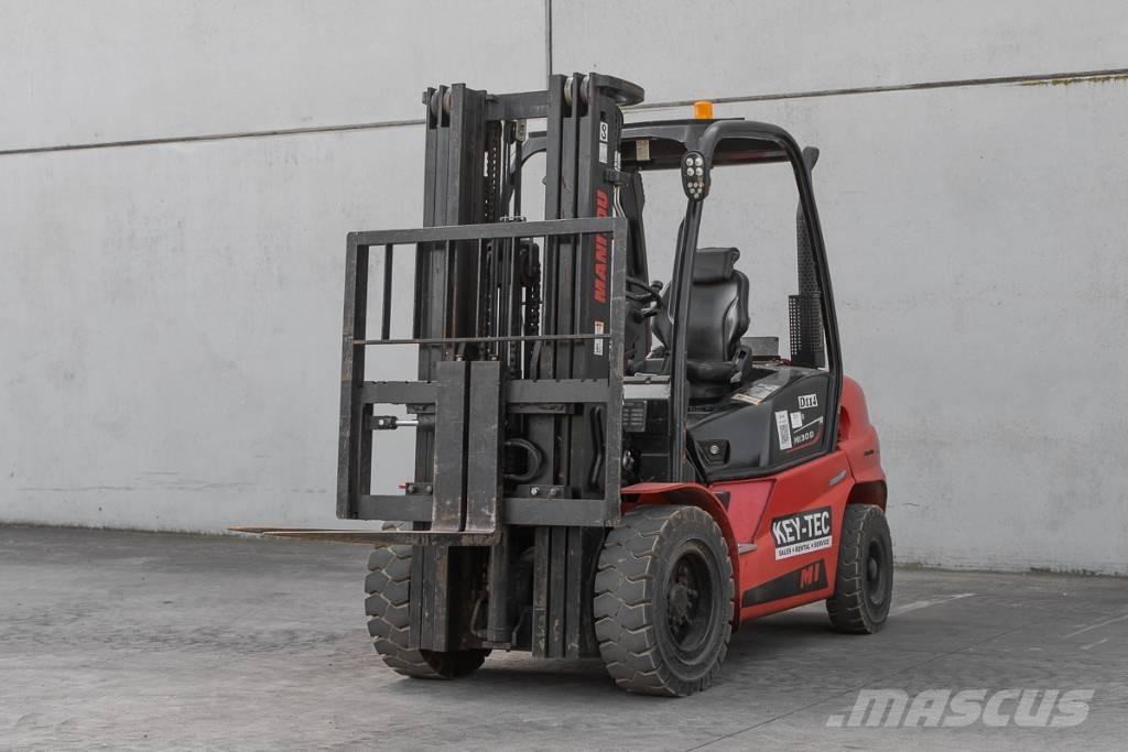 Manitou MI 30 D Tehnika ar dīzeļa dzinēju