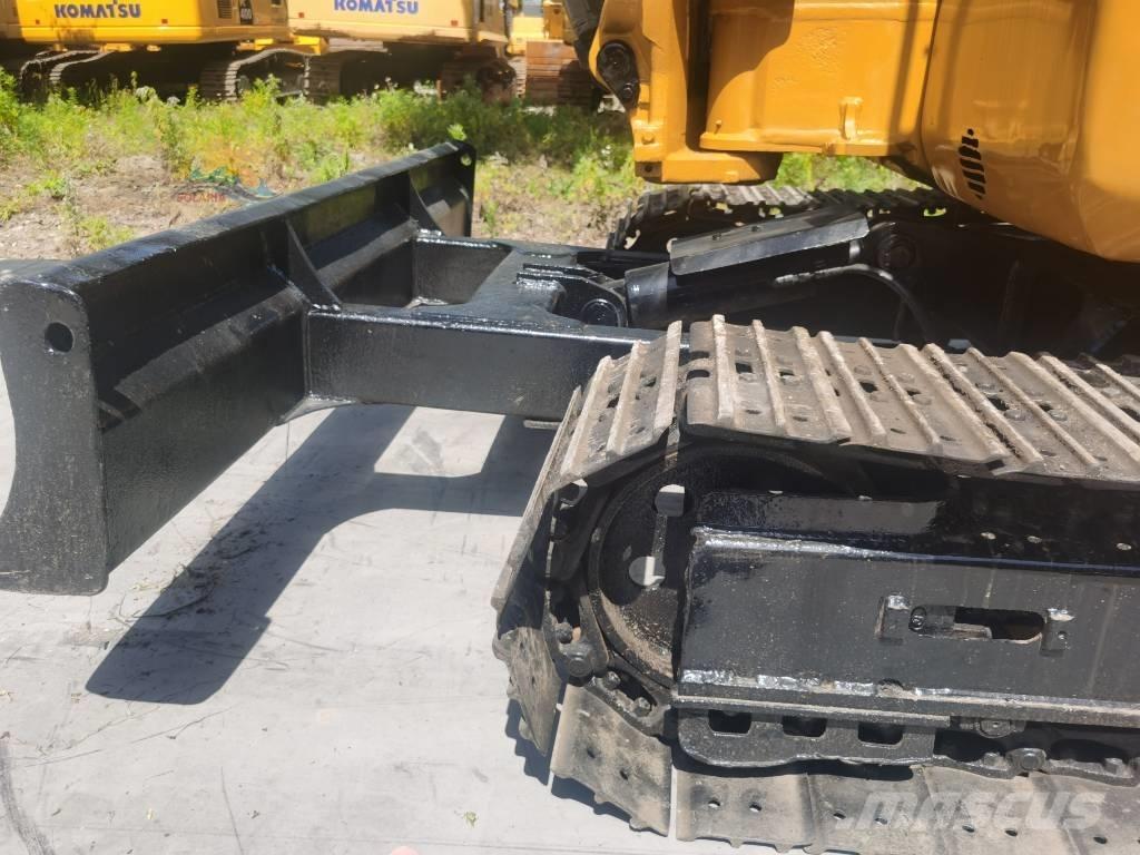 CAT 304 Mini ekskavatori < 7 t
