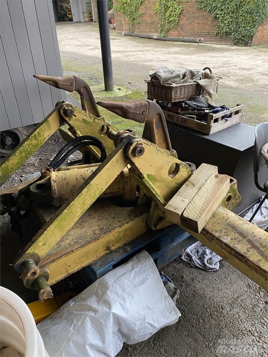 CAT D 6 D LGP Kāpurķēžu buldozeri