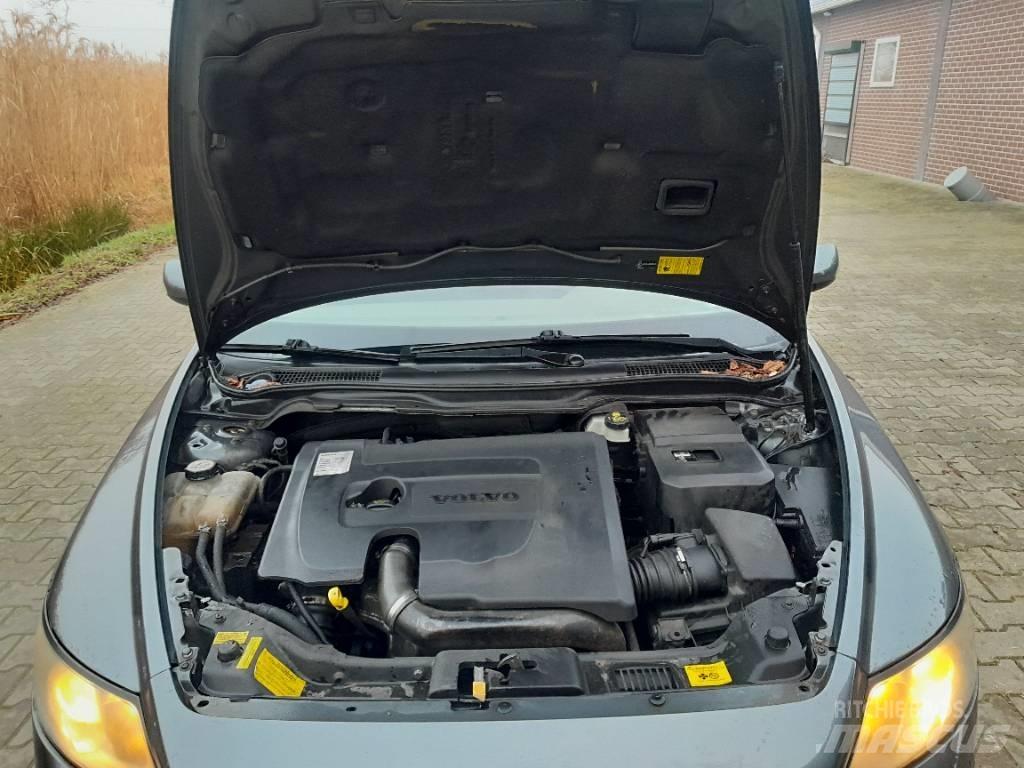 Volvo 1.6 D momentum Automašīnas