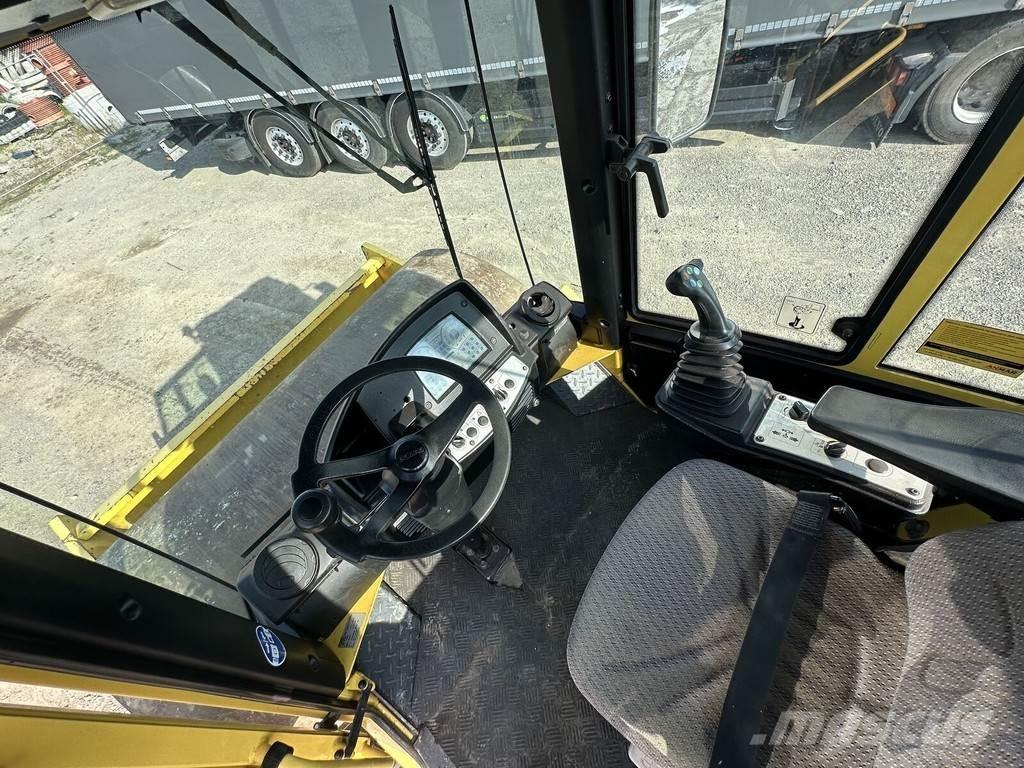 Bomag BW213-DH4 Vienvalča grunts veltņi