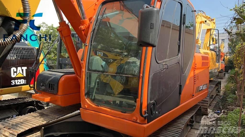 Doosan DX 140 LC Ekskavatori uz riteņiem