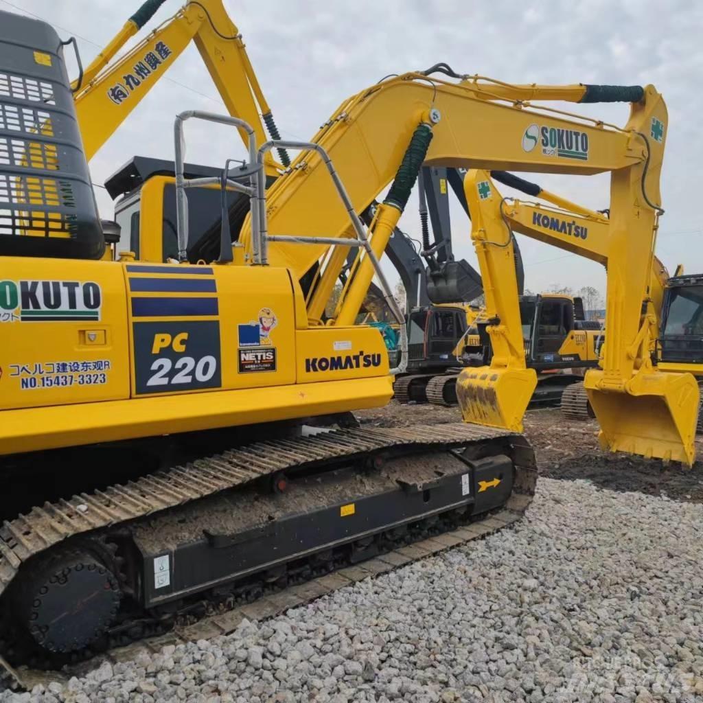 Komatsu PC 220-8 Kāpurķēžu ekskavatori