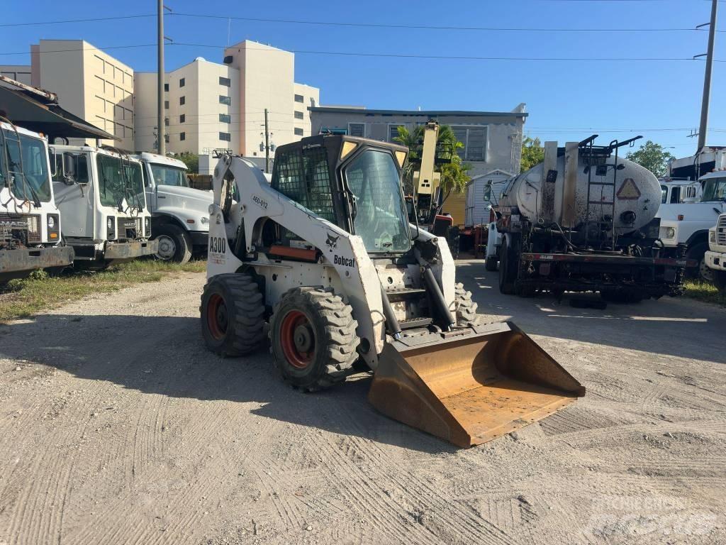 Bobcat A 300 Lietoti riteņu kompaktiekrāvēji