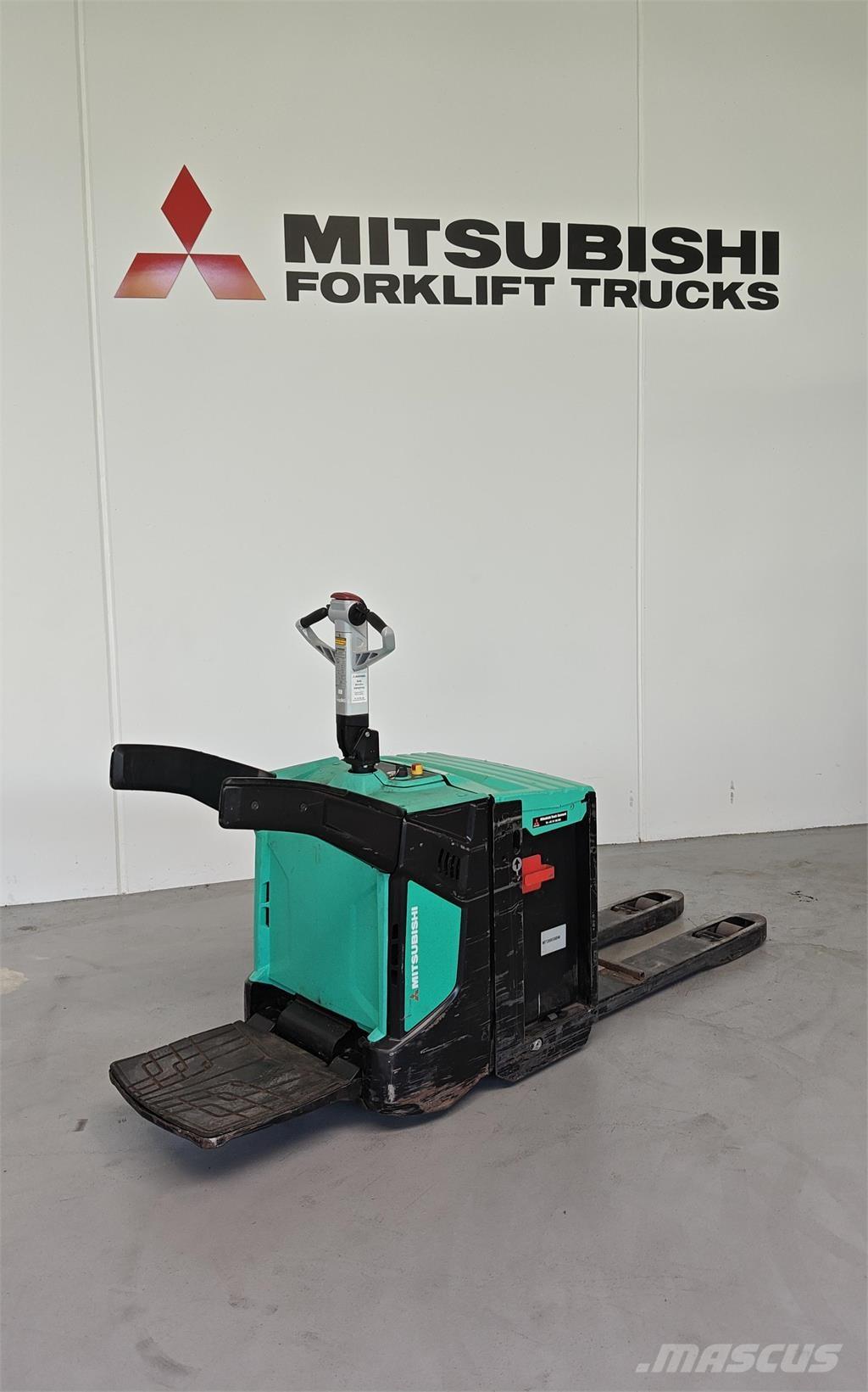 Mitsubishi PBV20N2 Pašgājējplatformas