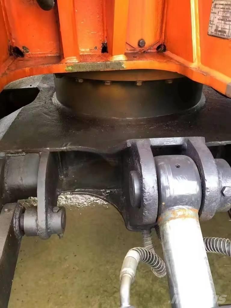 Hitachi ZX 75 Vidēja lieluma ekskavatori 7 t - 12 t