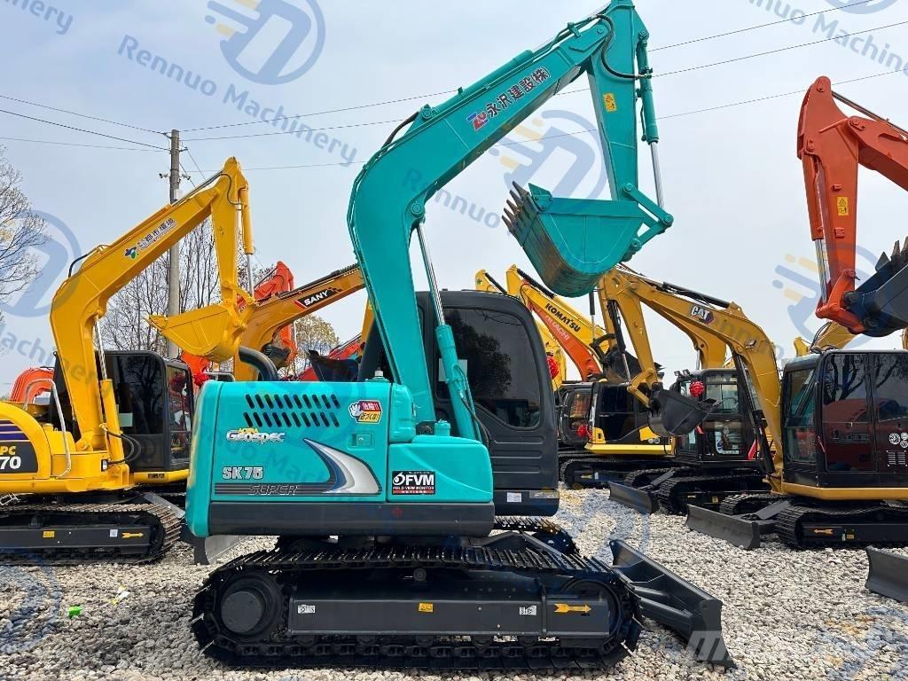 Kobelco SK75 Kāpurķēžu ekskavatori